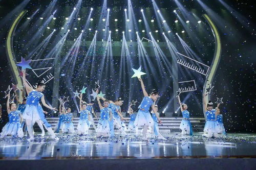 拥抱2021，我们踏歌而行 富阳区中小学生艺术节精品迎新汇演暨抗疫表彰会圆满落幕